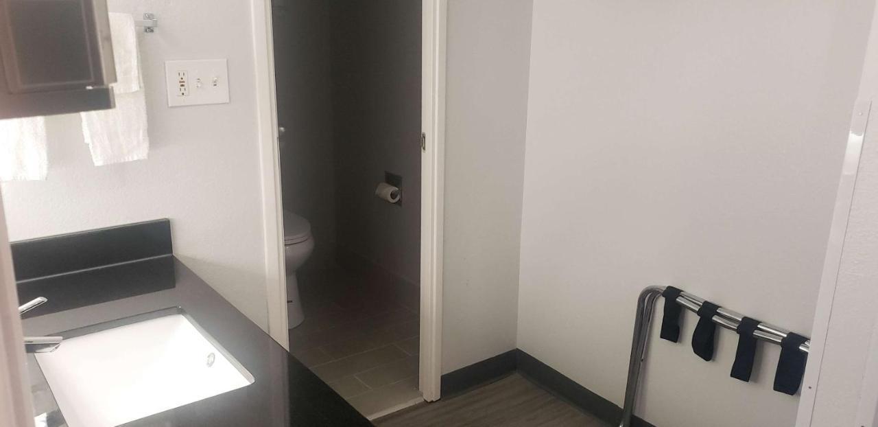 Motel 6 Mobile, Al - Airport Blvd Luaran gambar
