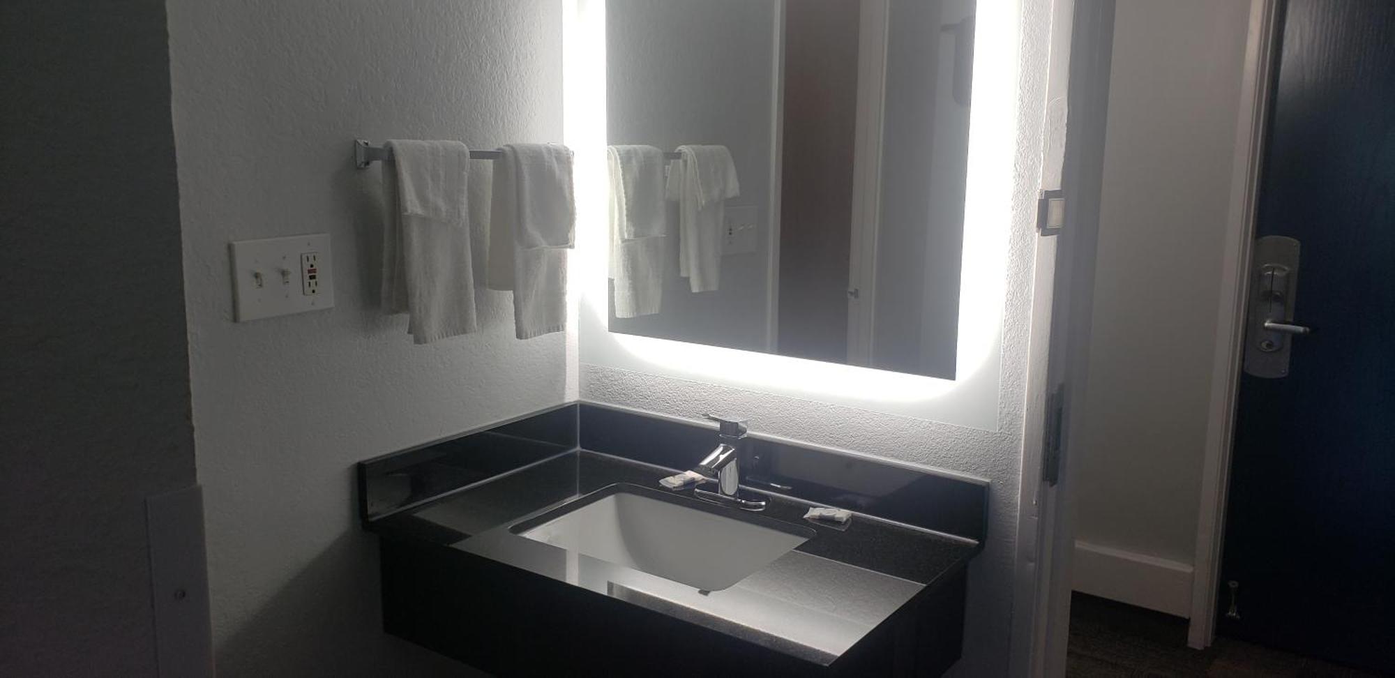 Motel 6 Mobile, Al - Airport Blvd Luaran gambar